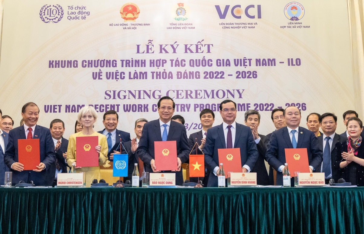 ILO and Vietnam agree on new employment cooperation framework