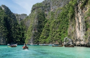 Thailand earns million baht daily from entry fees on Phi-Phi islands