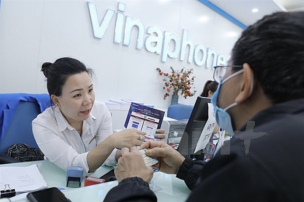 1.2 million phone users face having SIM cards two-way locked | Society | Vietnam+ (VietnamPlus)