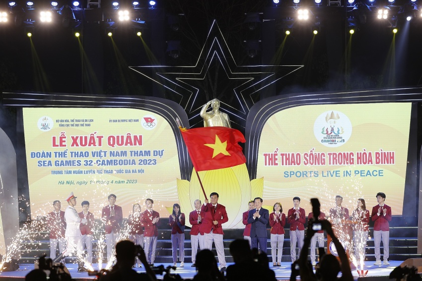 Herbalife gives send-off to athletes bound for SEA Games