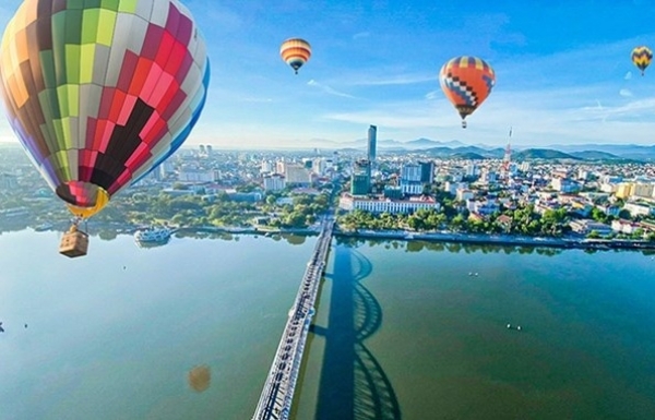 Binh Dinh kicks off hot air balloon festival - Vimarsana News