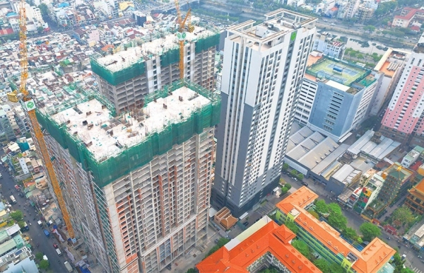 Developers and banks make recovery efforts - Vimarsana News