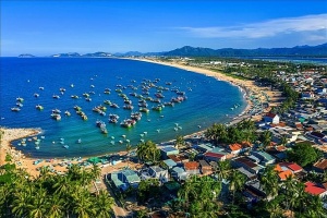 Tourism real estate groups seeking pastures new