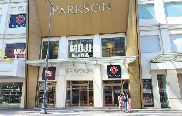 Malls struggling to keep enticing brands - Vimarsana News