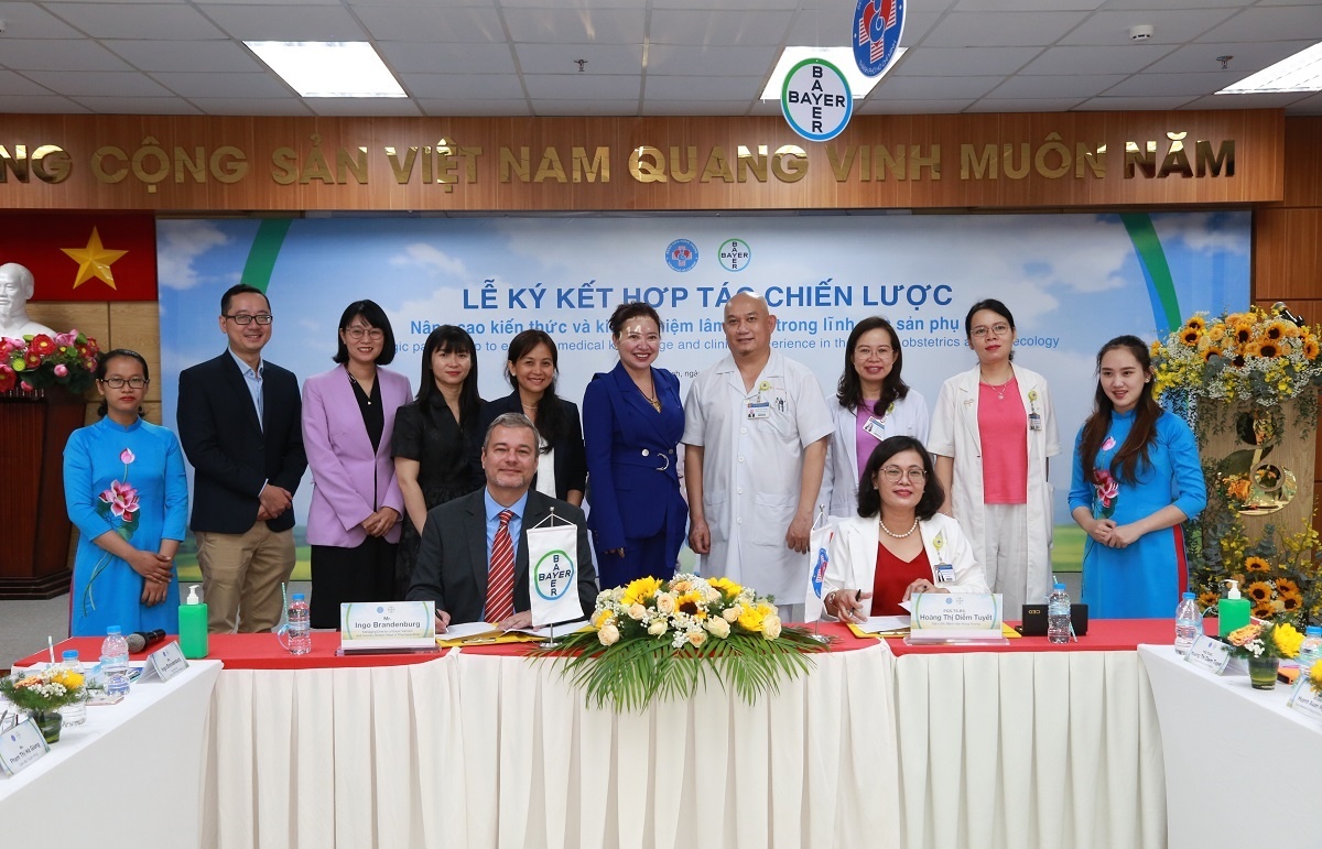 bayer and hung vuong hospital sign mou on womens healthcare