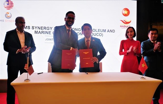 Vietnamese, Malaysian oil and gas service companies enter joint venture