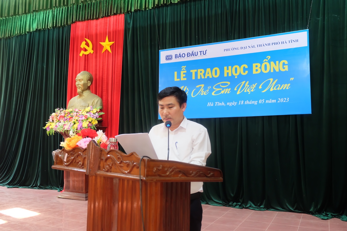 Underprivileged students supported in Ha Tinh and Nghe An