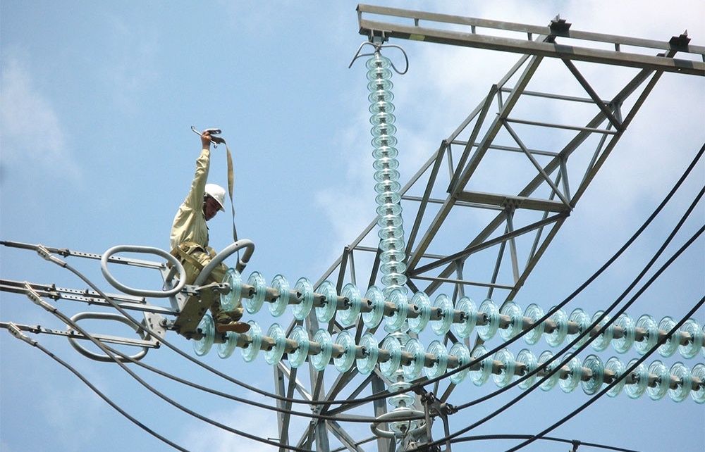 Neighbourly efforts in tow to aid electricity prospects