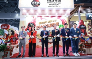 Chin-su leaves strong impression at Seoul Food 2023