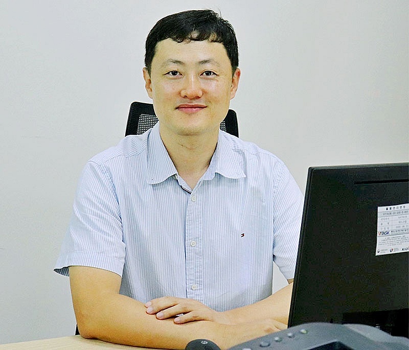 Jun-Ho Lee, deputy director of the Vietnam-Korea Technology Consulting and Solution Centre (VITASK)