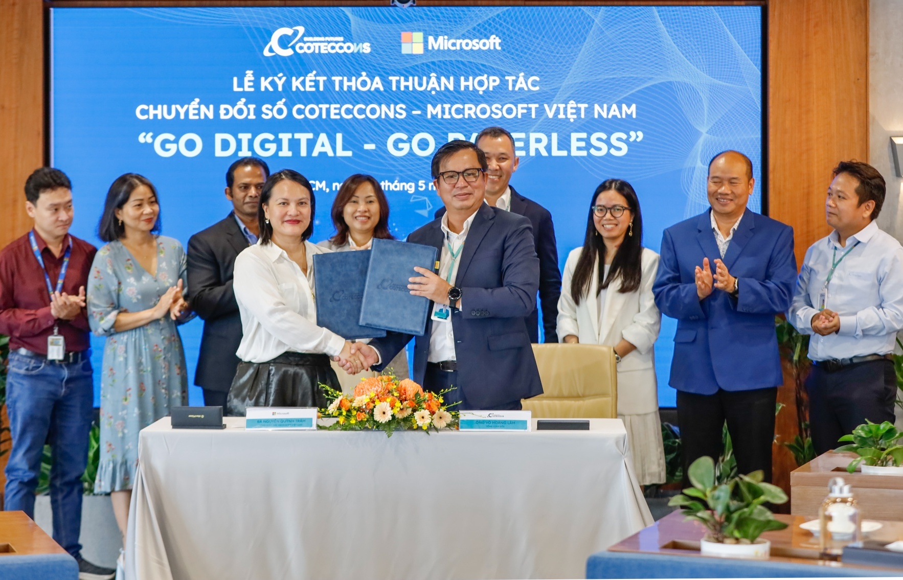 Coteccons signs MoU with Microsoft Vietnam