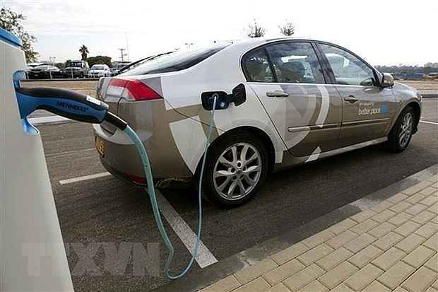 Deputy PM stresses need to encourage use of electric vehicles | Society | Vietnam+ (VietnamPlus)