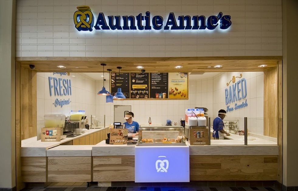 Farewell Auntie Anne's: American coffee brand closes doors in Vietnam