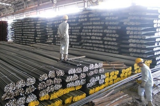 EU extends import restrictions on steel