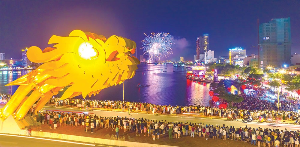 Revellers have a blast at annual Danang fest