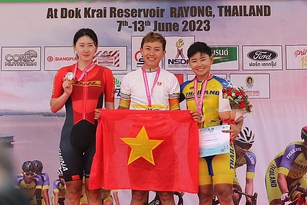 Cyclist Nguyen Thi That defends Asian gold medal | Culture - Sports  | Vietnam+ (VietnamPlus)