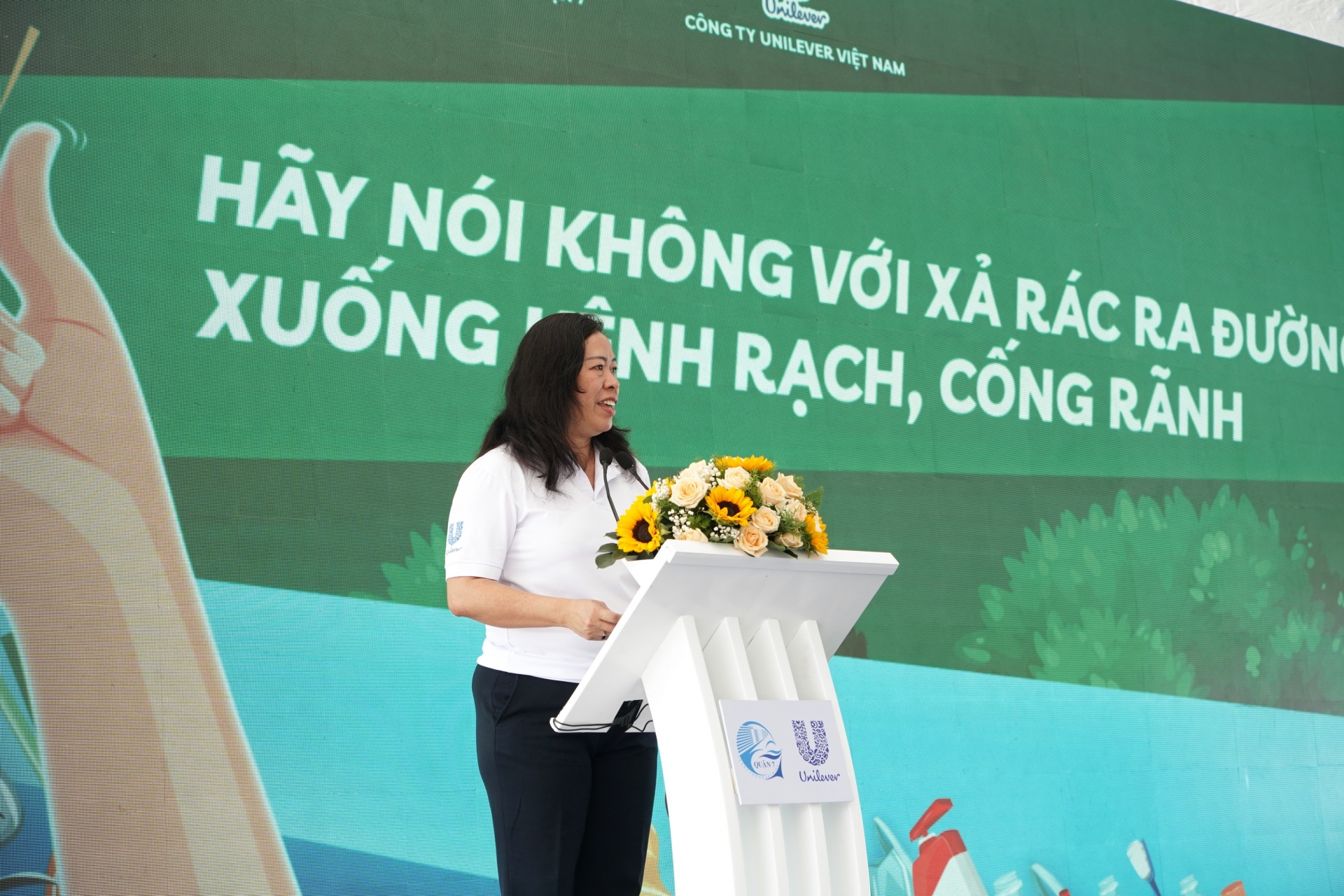 Unilever Vietnam promotes plastic waste segregation