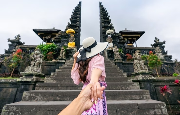 Indonesia issues new regulations for foreign tourists to Bali