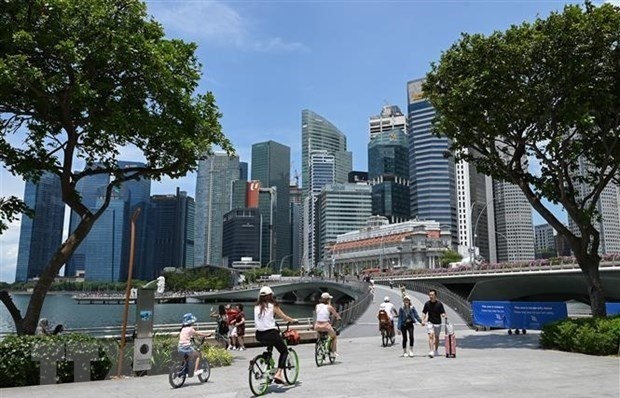singapore becomes worlds most expensive city for luxury living