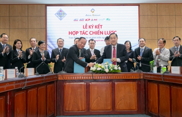 AIG's contributions to high-quality human resources in Mekong Delta - Vimarsana News