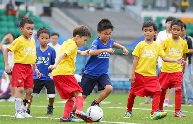 120 vietnamese japanese children to join jfa uniqlo soccer kids