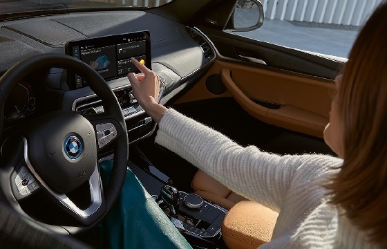 BMW to produce plug-in hybrid car in S.Africa