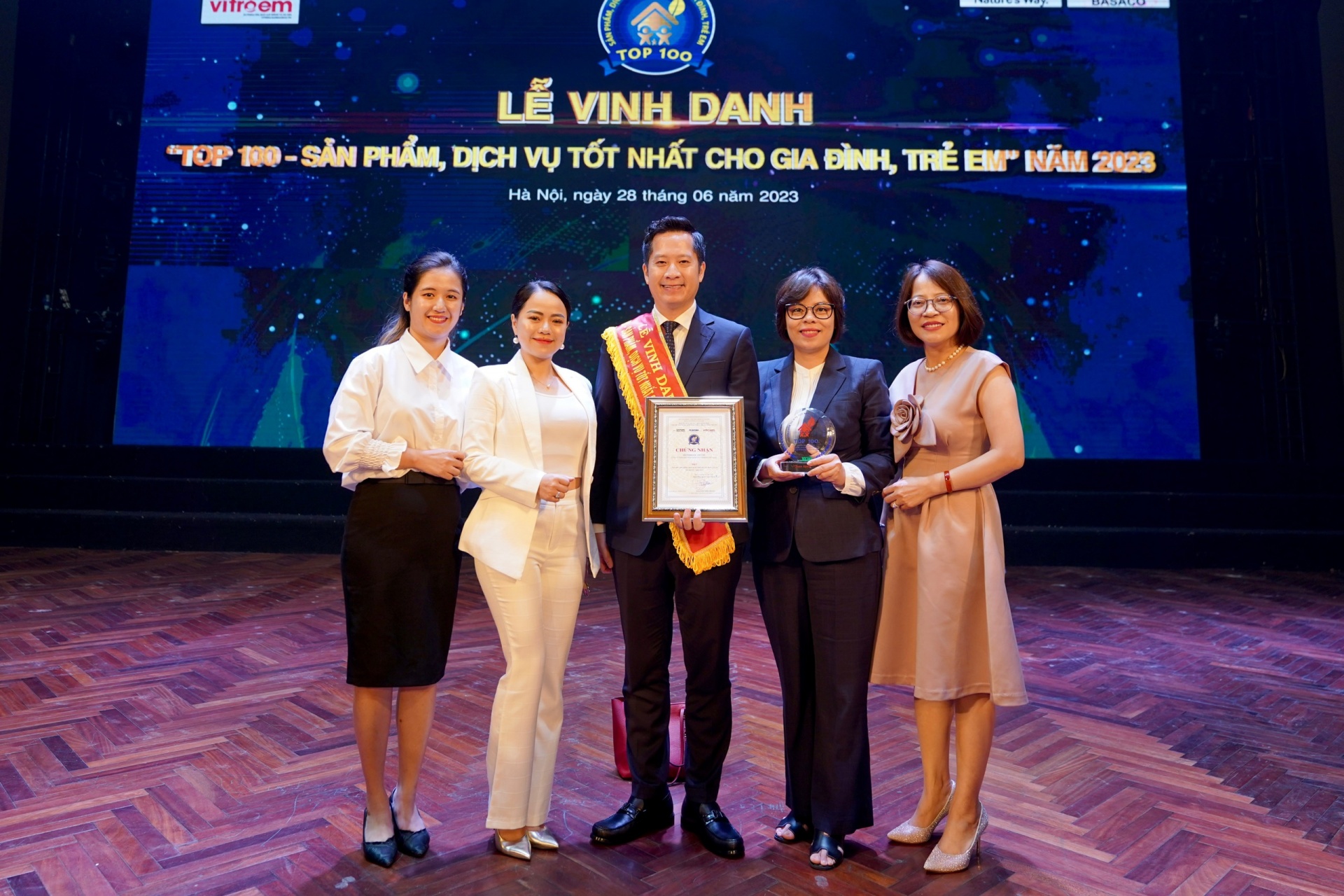 Generali Vietnam honoured at awards ceremony