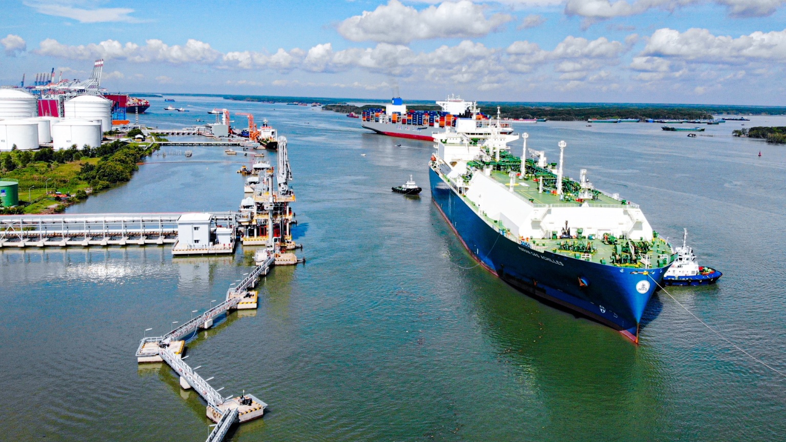 Thi Vai Terminal receives first LNG shipment