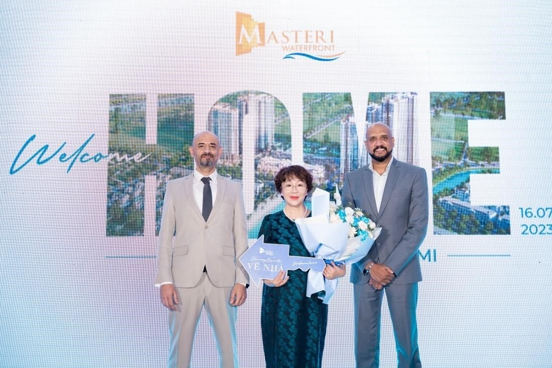 Masterise Homes hands over first apartments in Hanoi