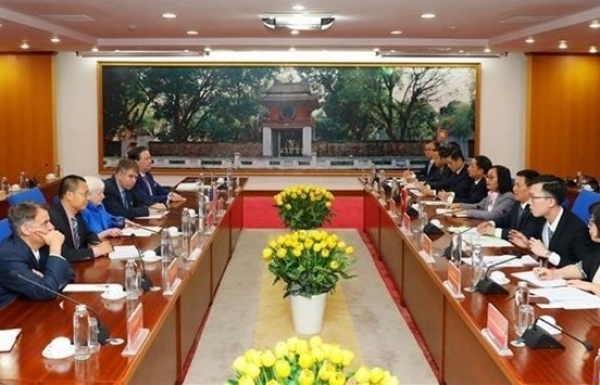 Vietnam, US further promote financial cooperation - Vimarsana News