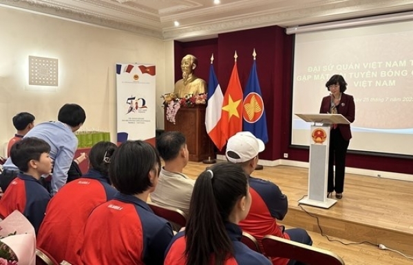 Women's volleyball team cherished by Vietnamese community in France - Vimarsana News