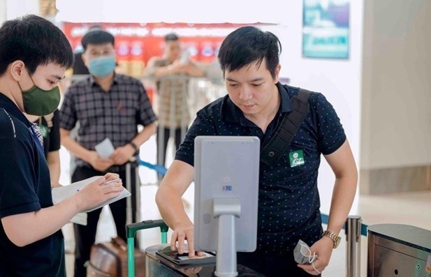 E-identification used for domestic air passengers from August 2