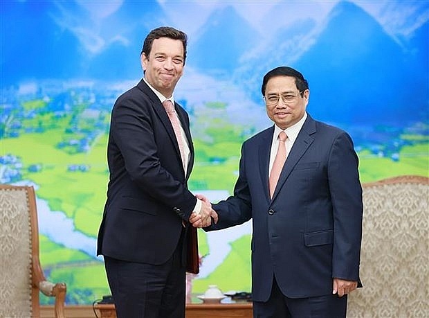 PM calls on Abbott to expand investment in Vietnam