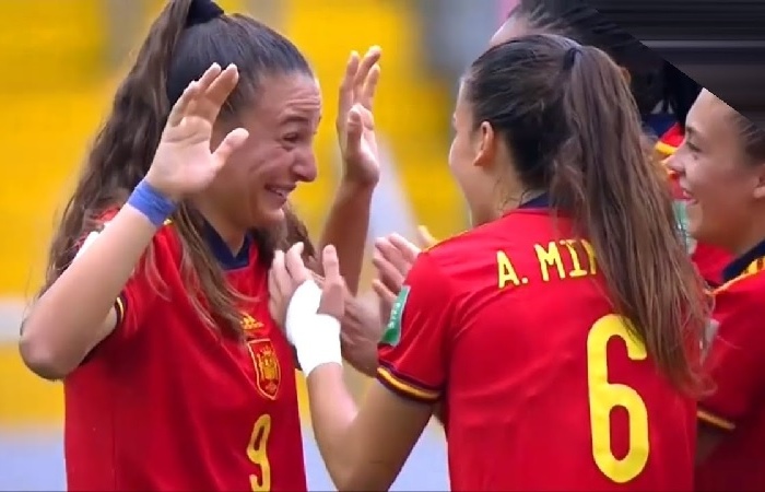 Spain beat Netherlands 2-1 in extra time to reach World Cup semis