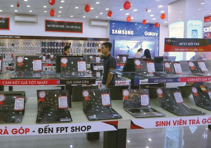 Major electronics retailers face tough times