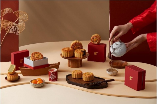 5-star hotels launch high-quality moon cake gift boxes - Vimarsana News