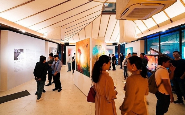 Sun Life committed to the development of Vietnam - Vimarsana News