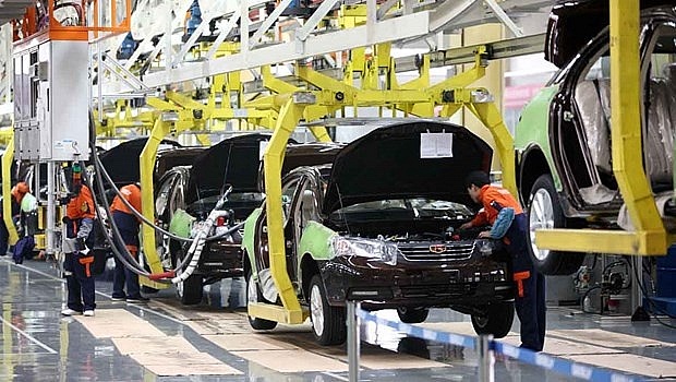 Decree stipulates examination, certification of imported cars’ technical safety | Business | Vietnam+ (VietnamPlus)