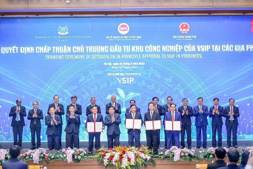 Vietnam and Singapore deepen collaboration on smart and sustainable ...
