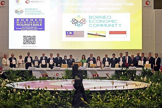 Three ASEAN countries agree on formation of Borneo economic community | World | Vietnam+ (VietnamPlus)