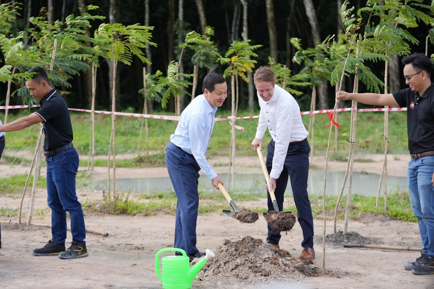 Tree planting marks milestone for Lego Group in Vietnam