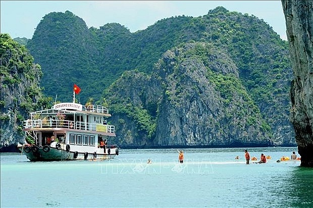 Ha Long Bay-Cat Ba Archipelago recognised as world natural heritage | Society | Vietnam+ (VietnamPlus)