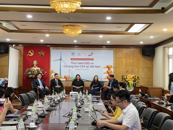 VNU and PwC hold workshop on ESG practices - Vimarsana News