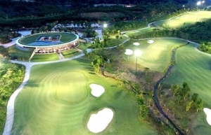 Da Nang promotes MICE and golf tours from RoK