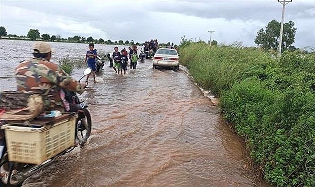 Cambodia’s 11 provinces hit by prolonged rains, floods | World | Vietnam+ (VietnamPlus)