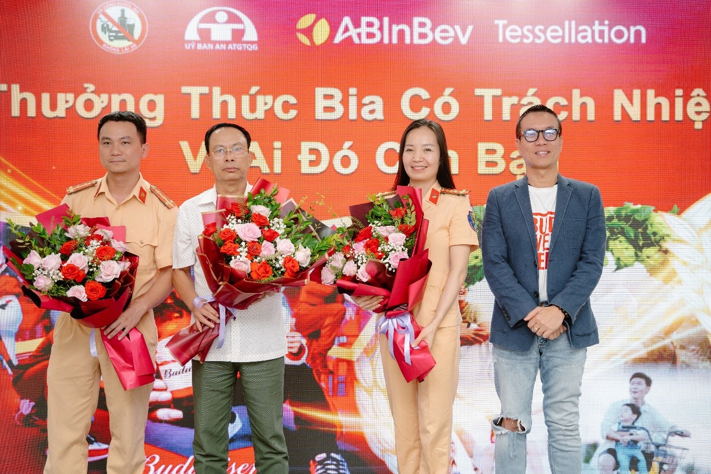 AB InBev continues to promote Global Smart Drinking culture in Hoa Binh