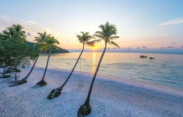 CN Traveler names Phu Quoc among world's top island - Vimarsana News