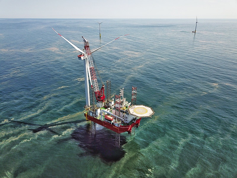 Offshore power projects lure investors