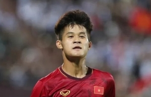 Vietnamese player named among top world football talents