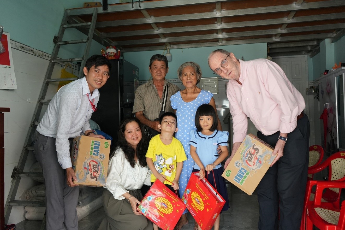 Tan Hiep Phat joins efforts to care for children